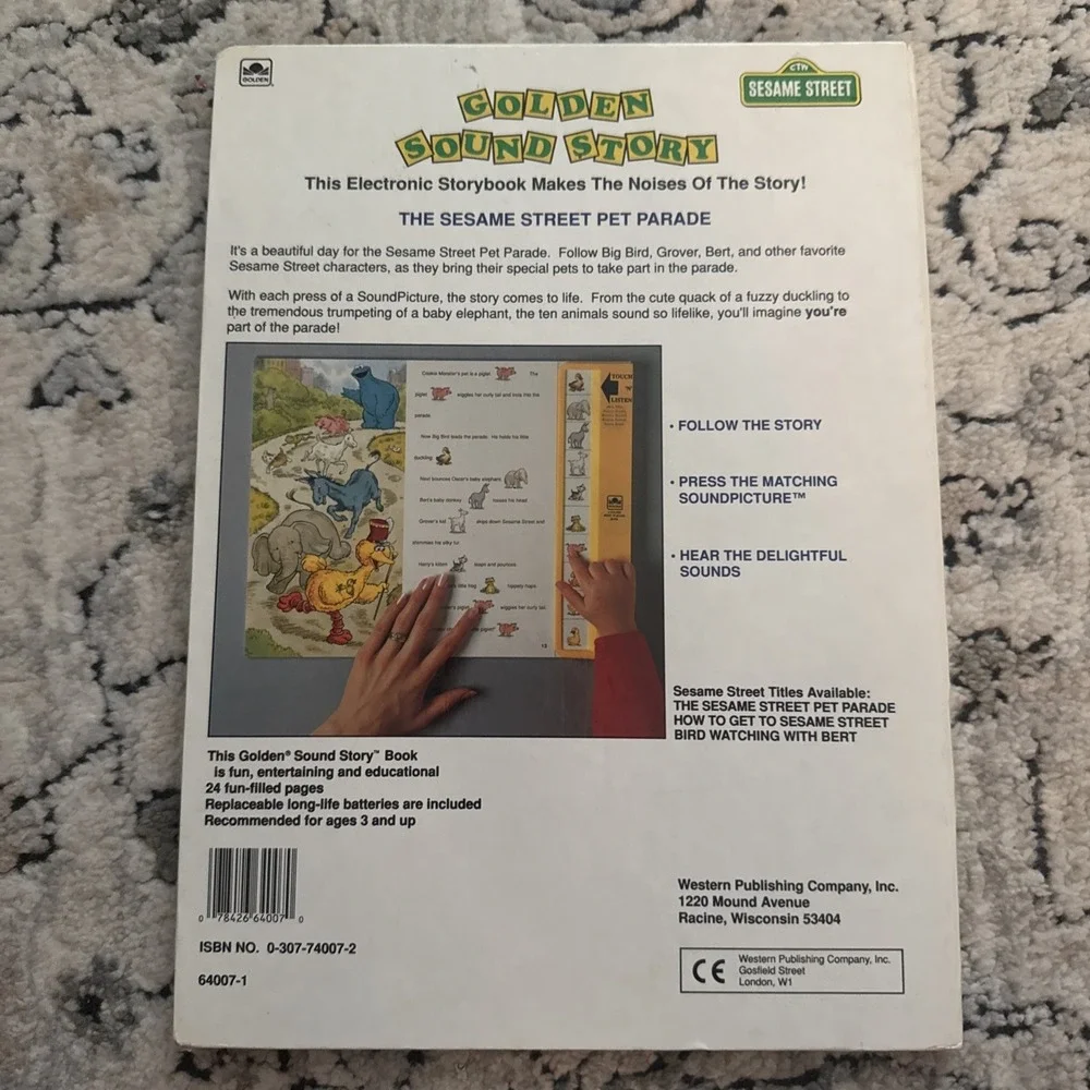 Sesame Street Pet Parade Golden Sound Story Book  All Sounds Work